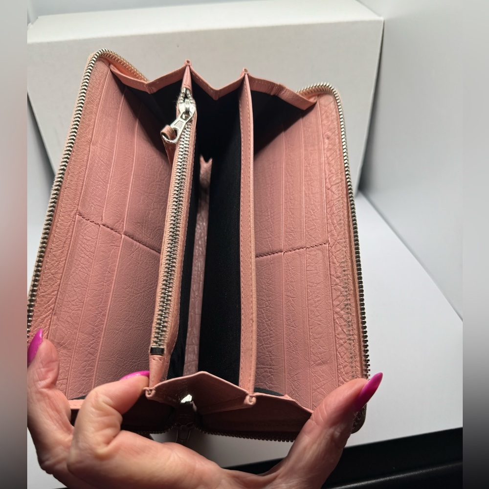 Vintage BALENCIAGA Long Wallet Leather Soft Pink - Picture 9 of 16